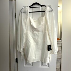 Lulus white dress (new with tags)